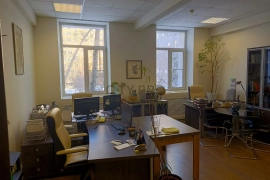 Офис 95 м.кв., м.Октябрьское поле 5 минут пешком